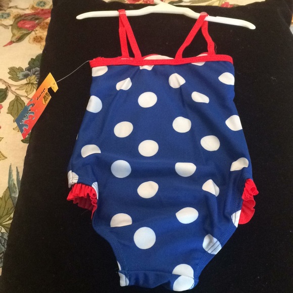 🍁 free with purchase Jumpn’splash Red white blue polkadot suit uv 50+ - Picture 2 of 2